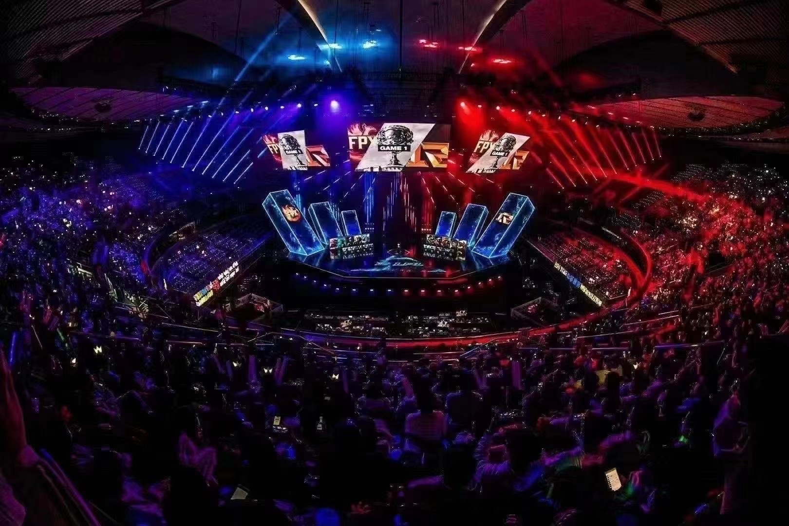 RNG遭遇签证危机，上单Breathe能否赶上LOL全球总决赛成疑