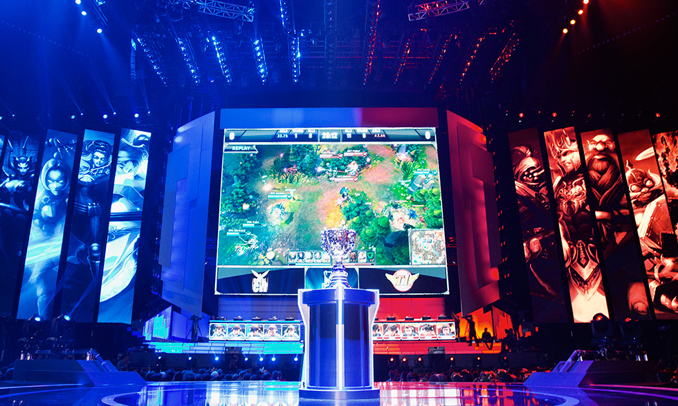 登神》MV播放量破亿，史诗旋律燃动召唤师峡谷